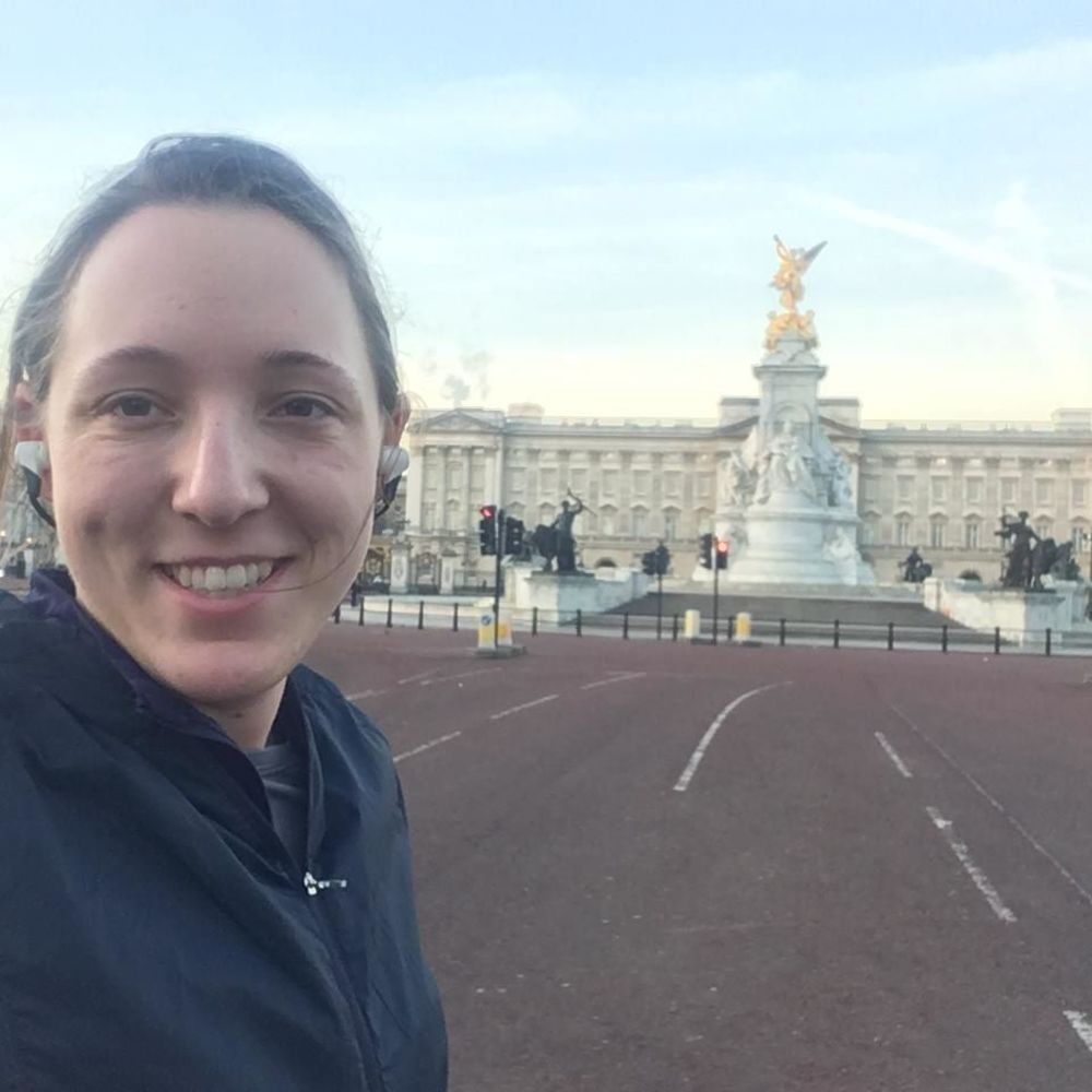 Meet your Posher, Stefany